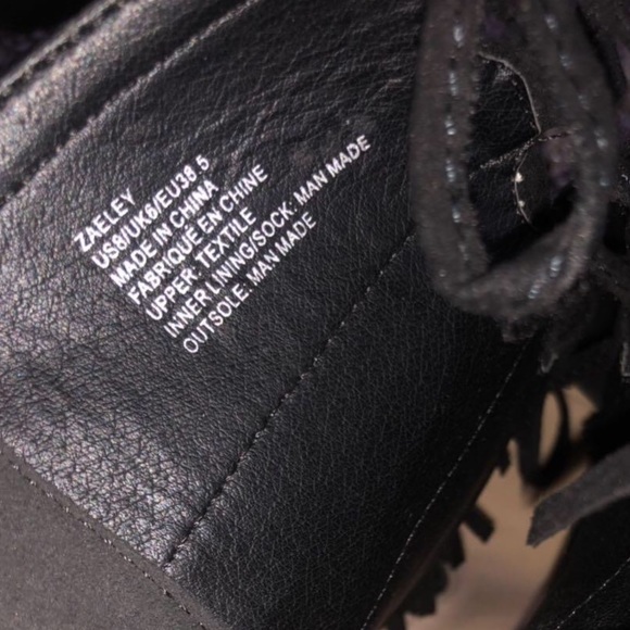 Heels - Picture 2 of 4